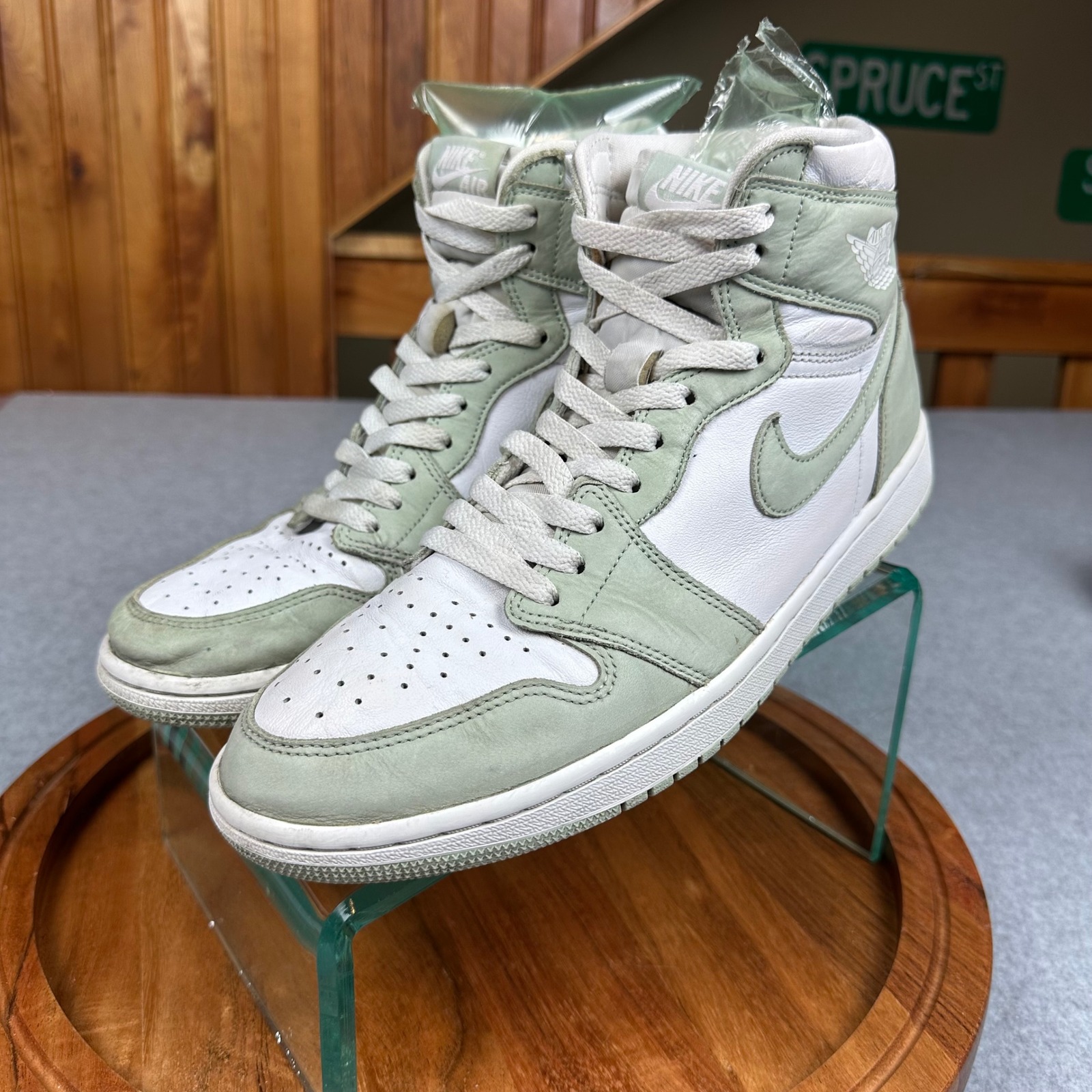 Nike Air Jordan 1 Retro High Og Seafoam Green White Cd0461-002 Womens
